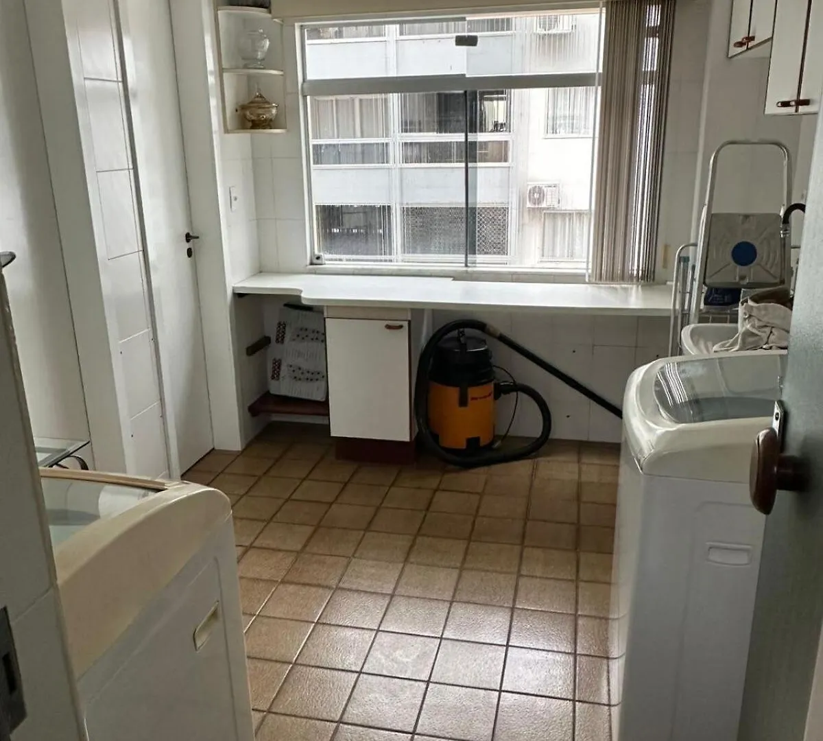 Apto Grande A Poucos Passos Do Mar Balneario Camboriu